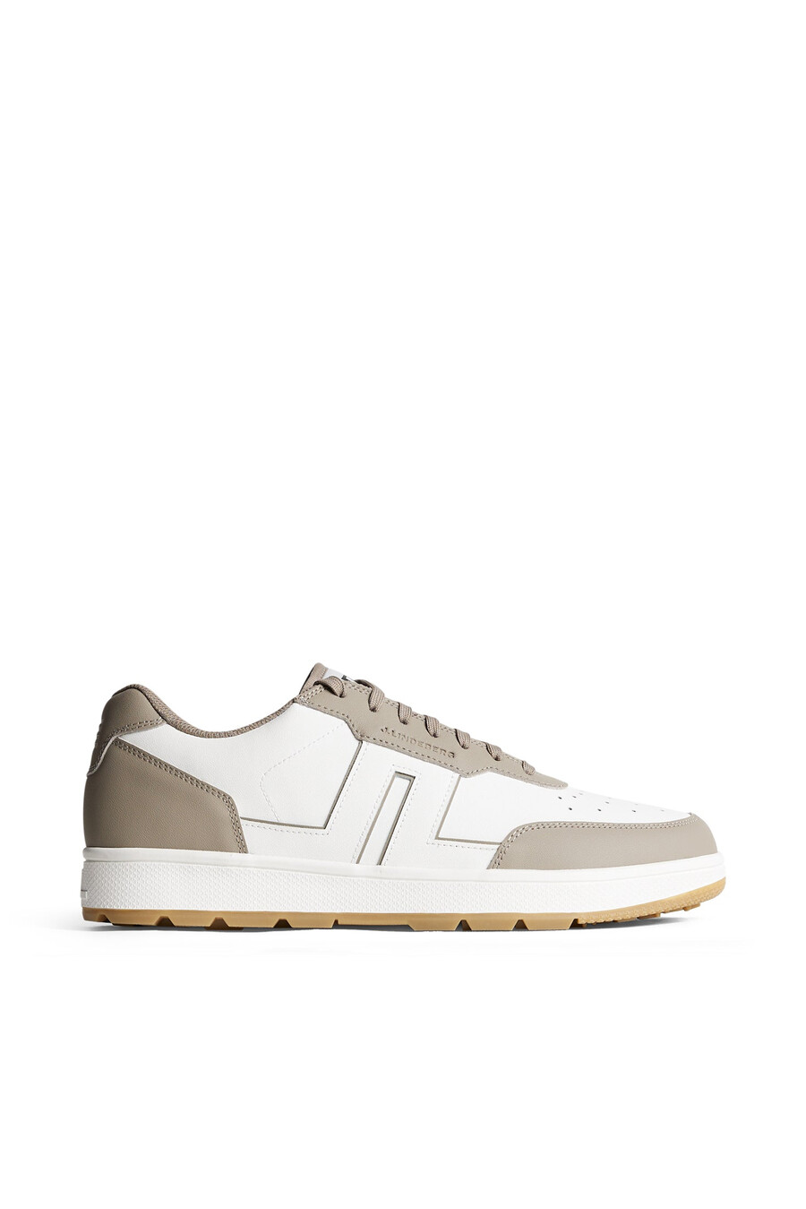 ace low-top golf sneaker