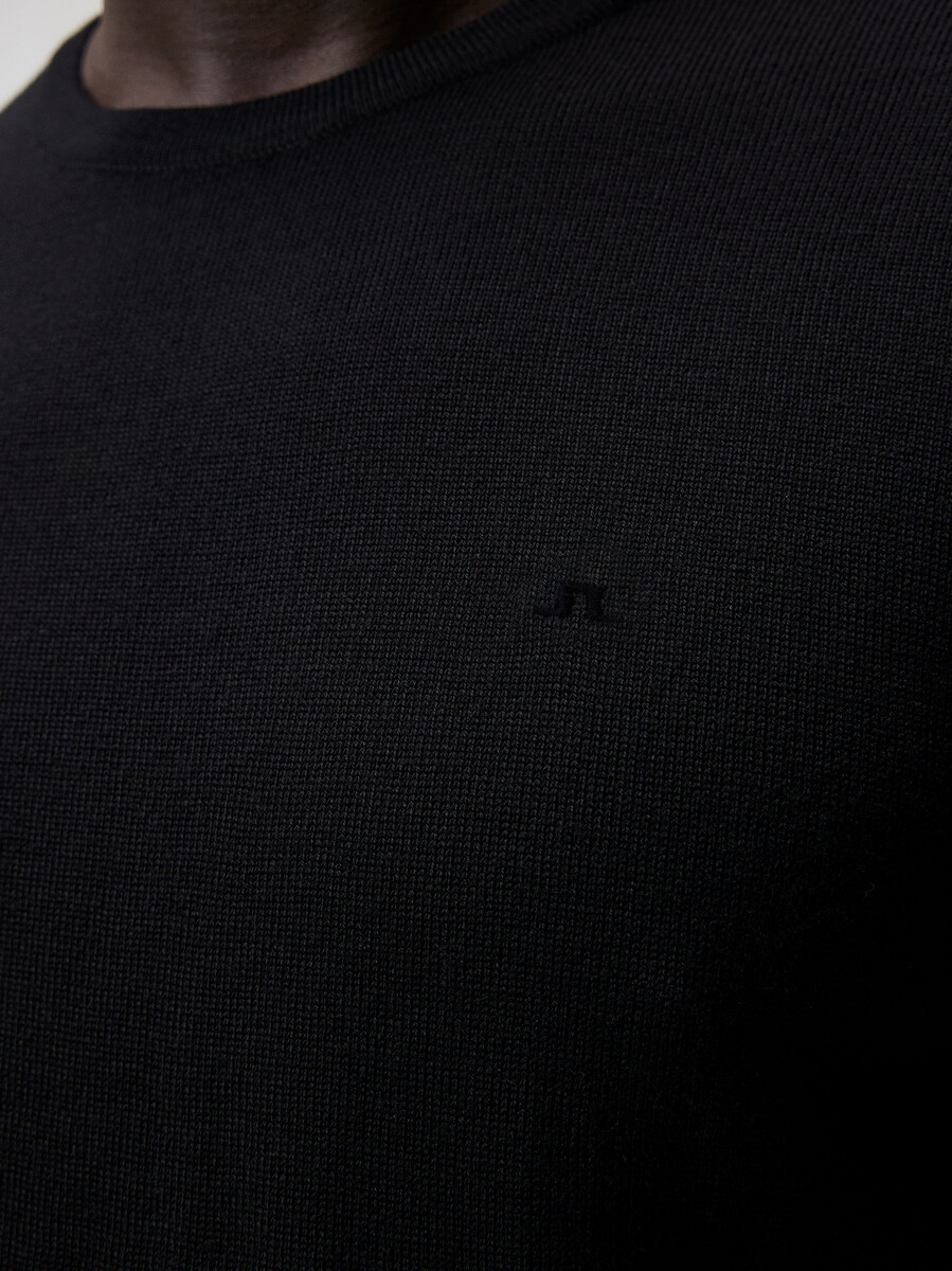 lyle merino crew neck sweater